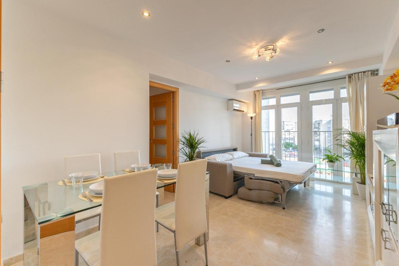 Charming 3 Bedroom Apartment At Triana Center By Oui Севилья Экстерьер фото